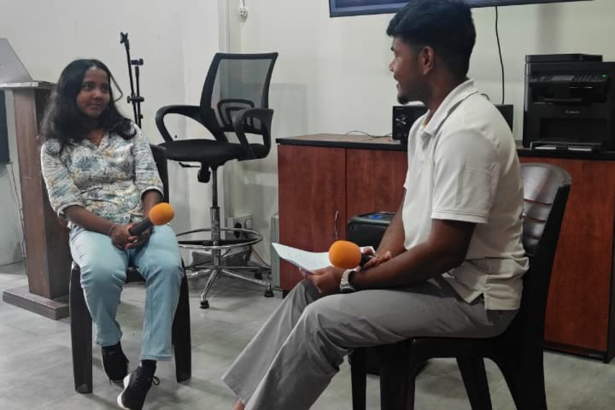 Chat Show with Ghee photo 3